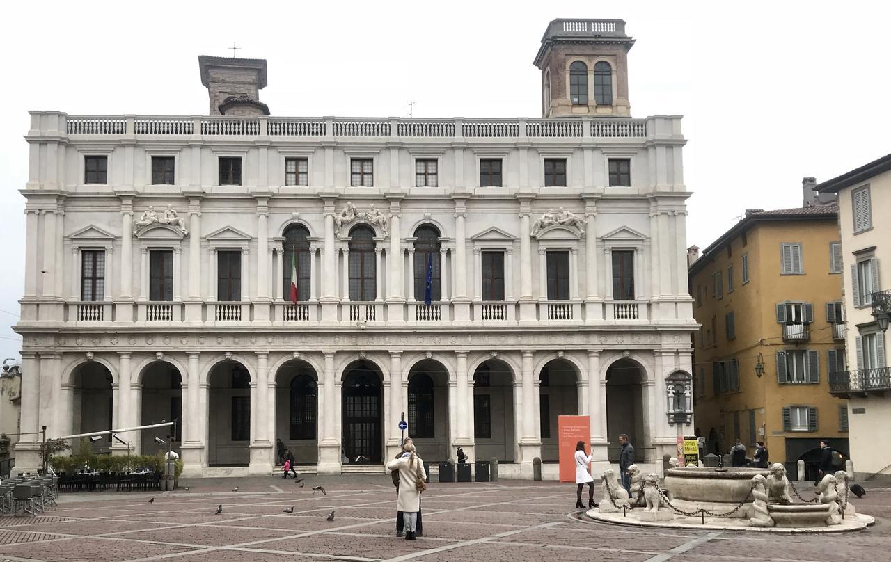 Flora Inn, Flora I - Nel Cuore Di Bergamo Alta Bérgamo Exterior foto
